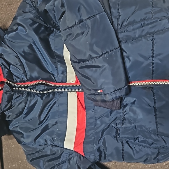 Fleece lined boys winter coat with hood - Picture 3 of 5